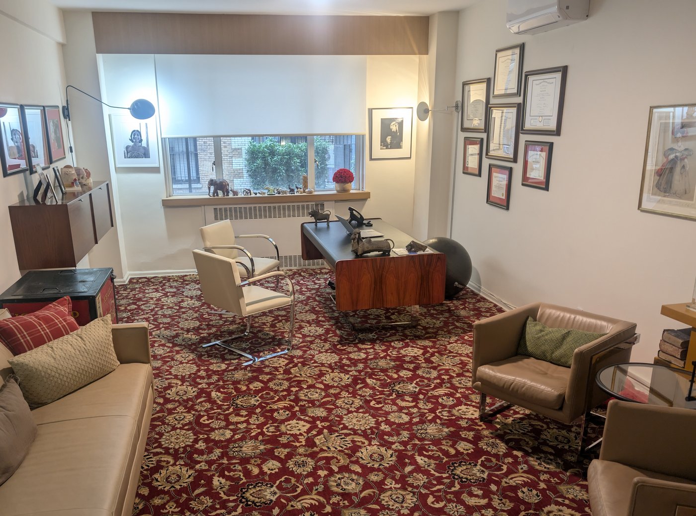 Park Avenue Neurology consultation room